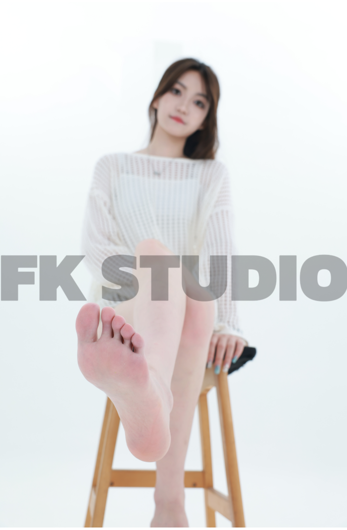 第176期-伶伶- 新人首拍[314张图片+62分钟视频]-已完结